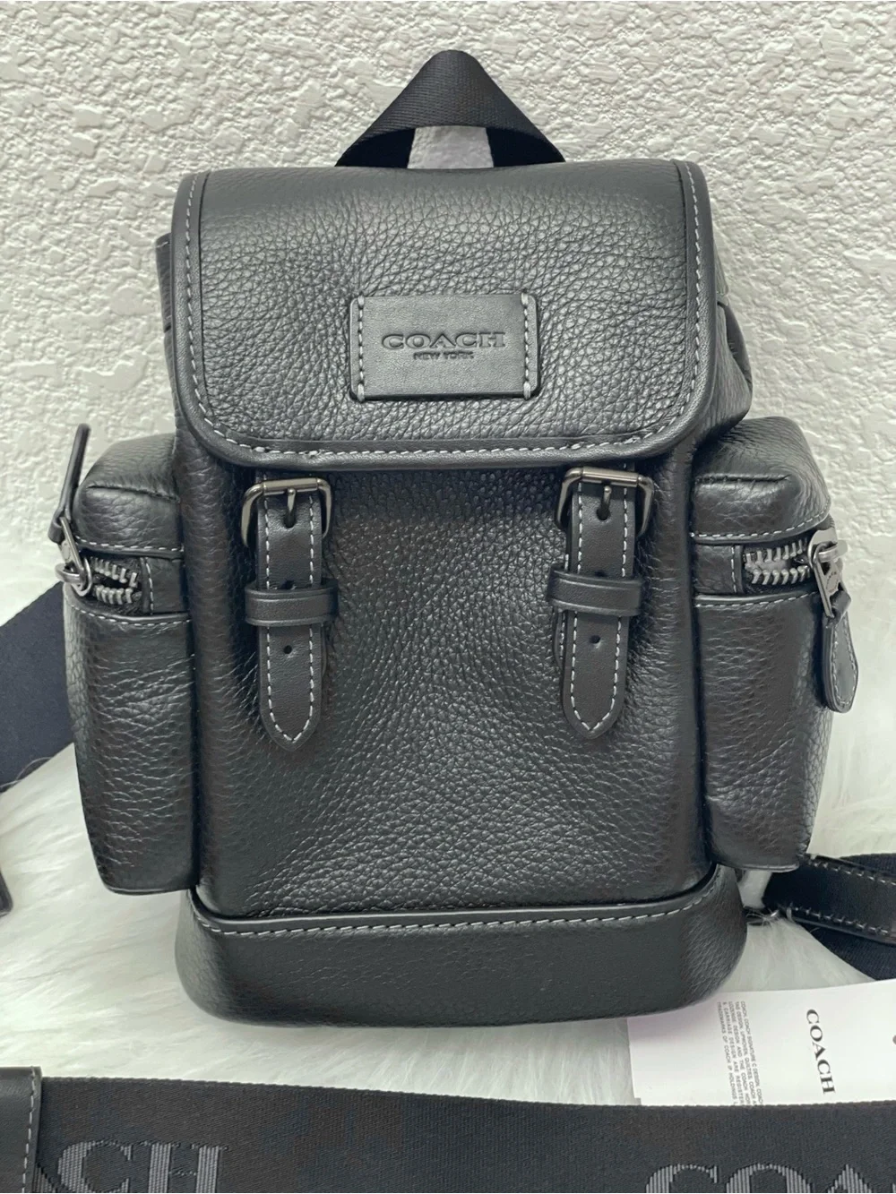 NWT Coach Sprint Sling Pack Leather CBF63 in Black